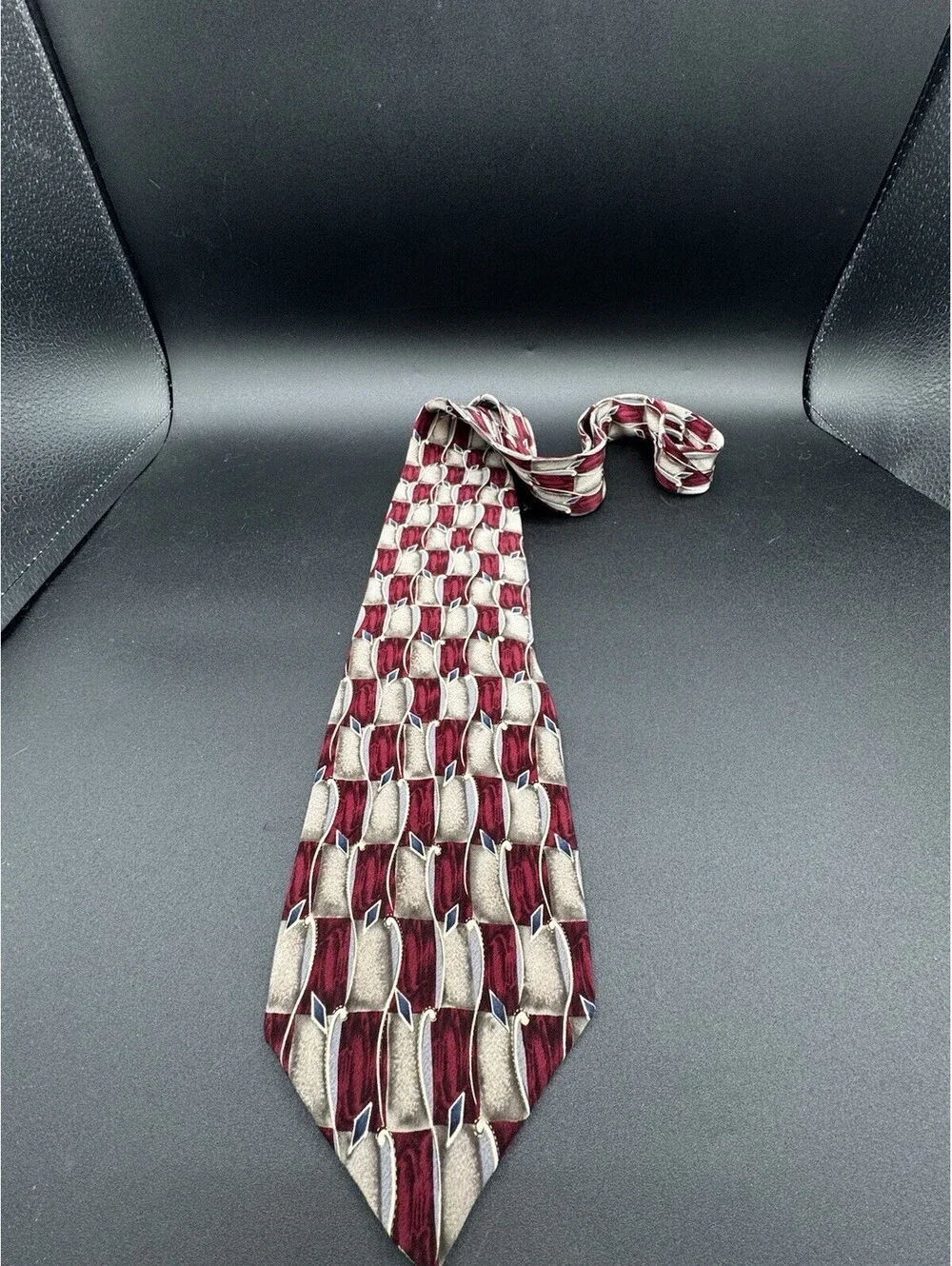 Vintage Cocktail Collection Silk Tie Burgundy Abstract Retro 58” x 3.75” M.A.D.D